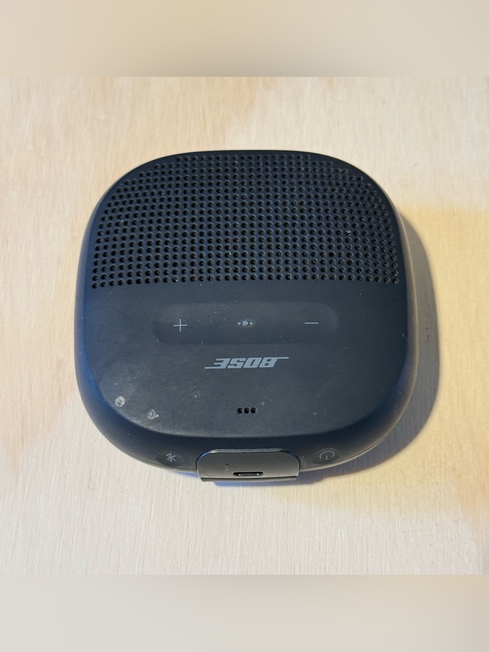 Bose SoundLink Micro Bluetooth Speaker Blk Broken Won’t Charge/Turn On Read Blw!